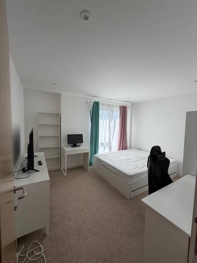 1 Double and 1 Single room in newly built house  Main Photo