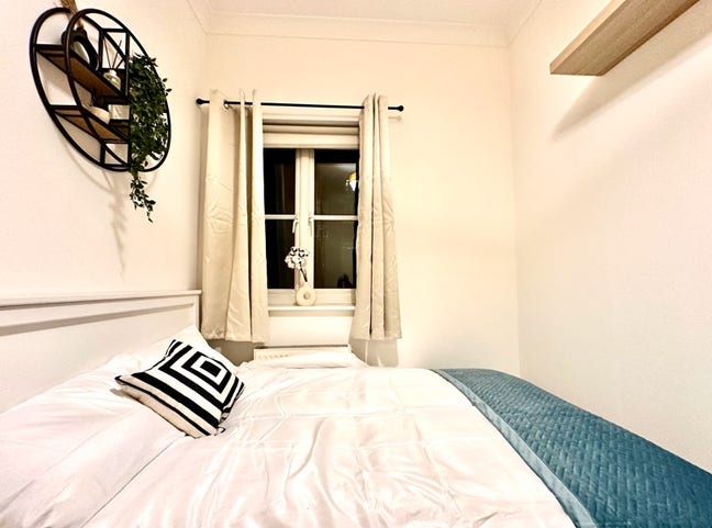 🍀Bright Double Room | 2 Baths | SW2 Main Photo