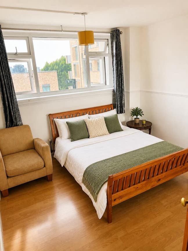 Bright & Spacious Double Room | Near Zone 1 | Main Photo
