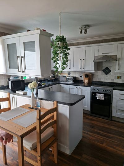 Lovely double room to rent  Main Photo