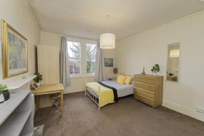 🌟 Discover Your New Home at Kings Avenue! 🌟 Main Photo