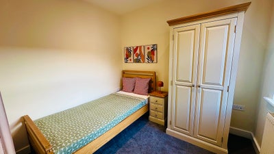 Single room 2 minutes walk from Treliske Hospital Main Photo