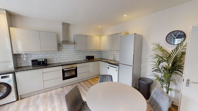 5 Bed Ensuite Property for 2026-2027! Main Photo