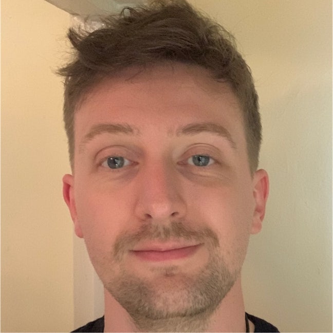Professional Male seeks a double room Main Photo