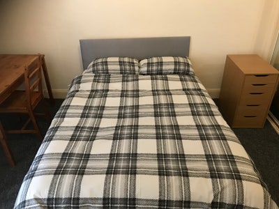 Double room, All bills included,Dundee, Stobswell. Main Photo
