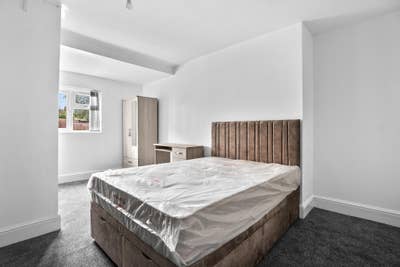 Refurbished Hmo in Ilkeston - Trueman Street Main Photo