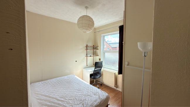 Final Double Room! | 5th Dec | City Centre 🚶‍♂️📍 Main Photo