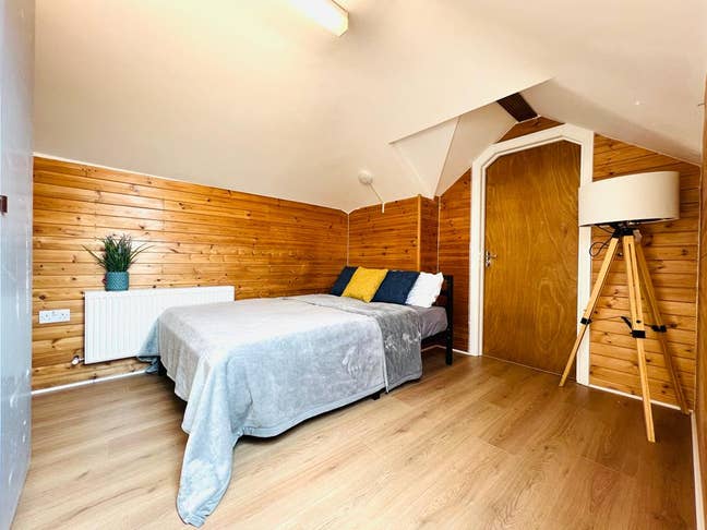  Double Room to Let in Harrow All bills INC Main Photo