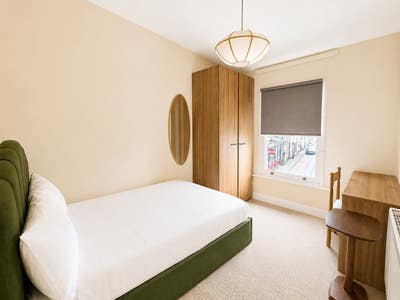 Double Rooms in Prime Mill Road Location 🤎 CB1 Main Photo