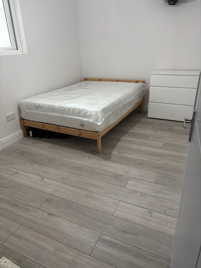 1 Single room for rent  Main Photo