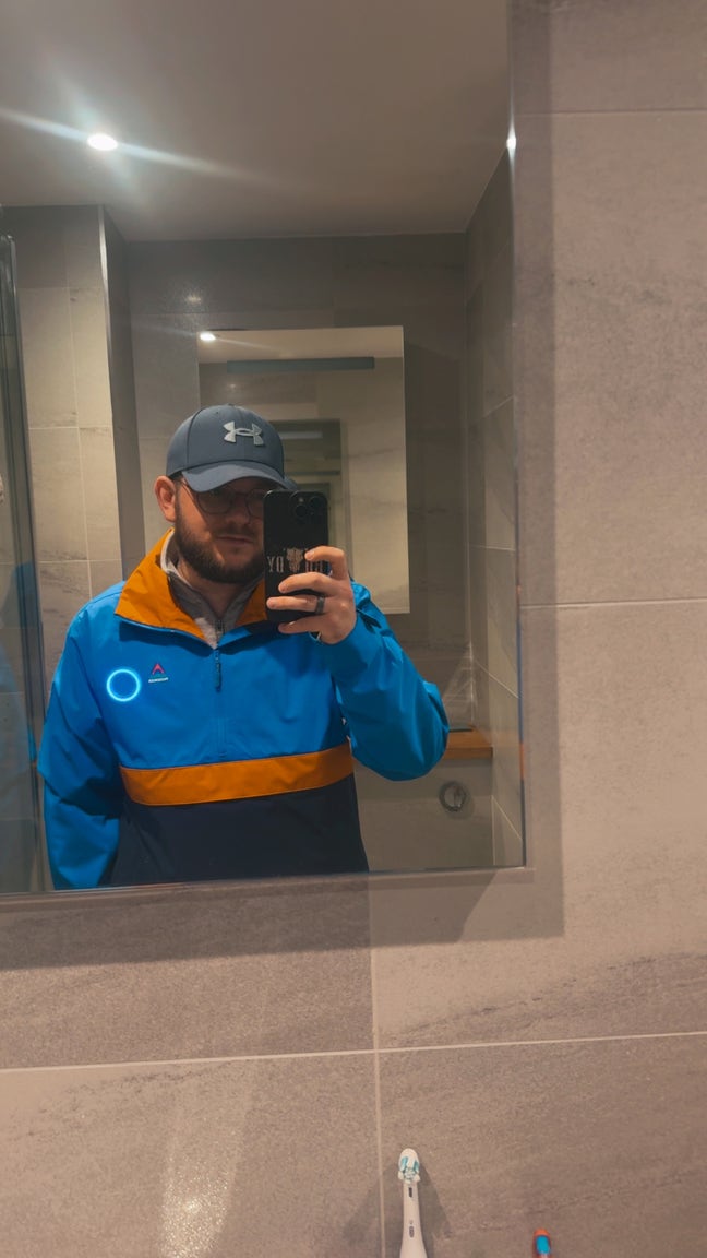 Professional Male seeks a double room Main Photo