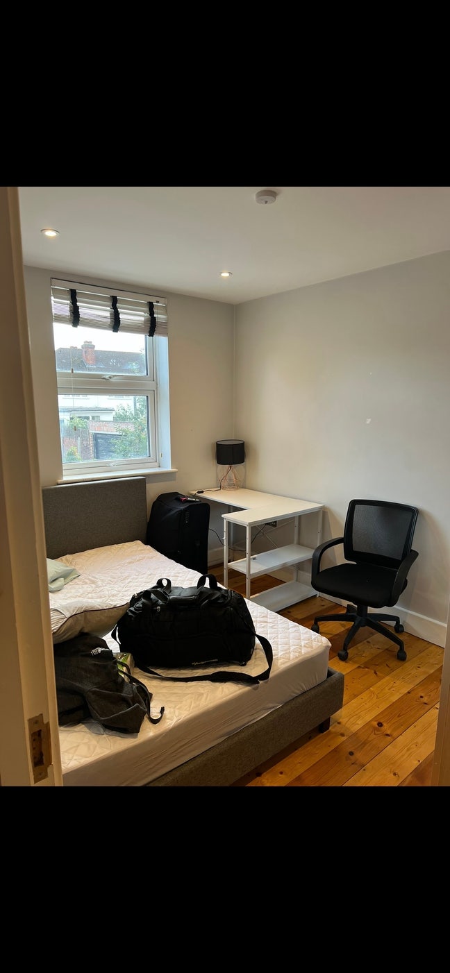 2 Double Rooms Available  Main Photo