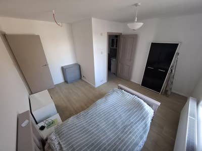 Large En-Suites room near to City Centet 1.5Miles Main Photo