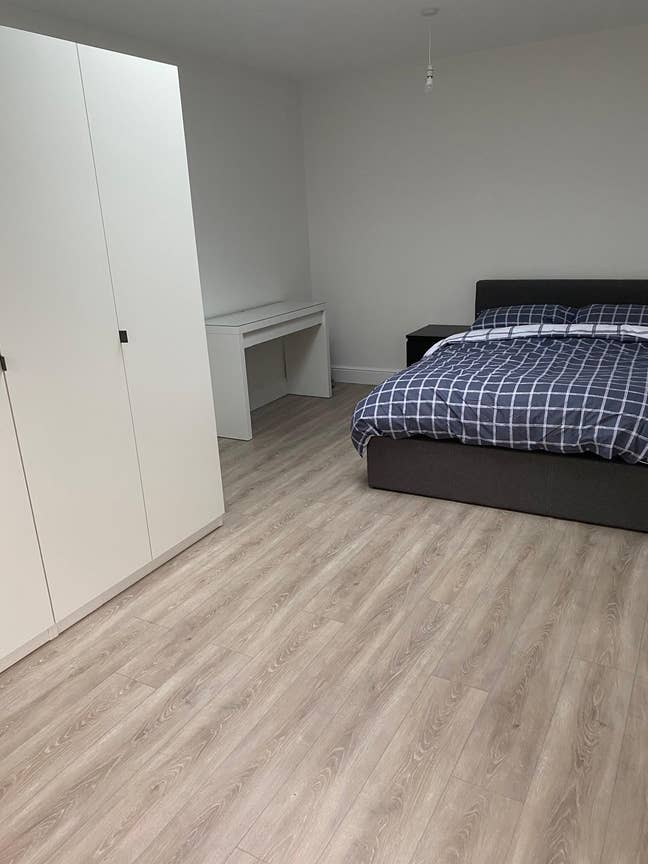Stunningly spacious room  Main Photo