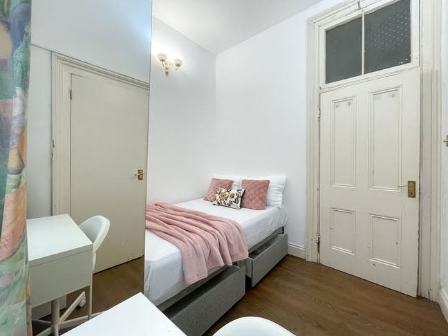 🏡 Sweet en-suite room in Marylebone redy now  Main Photo
