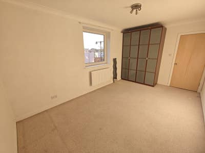 Double Room with Private Bathroom in 2-Bed Flat Main Photo