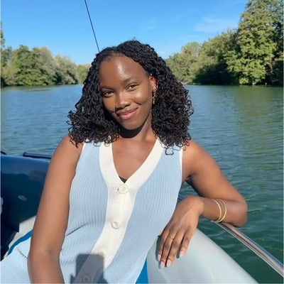 French girl looking for a flatmate  Main Photo