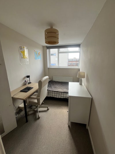 &pound;1000pm Prime Clapham location, Cosy Double Room Main Photo
