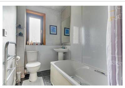 3 Bedroom Flat for Rent: Clean, Immaculate Living Main Photo