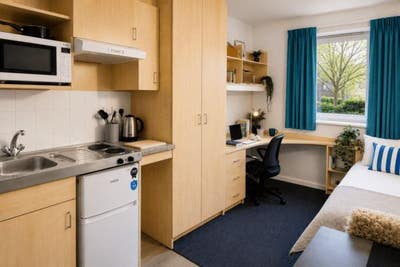 Urgent Tenancy Takeover Nottingham Broadgate Park Main Photo