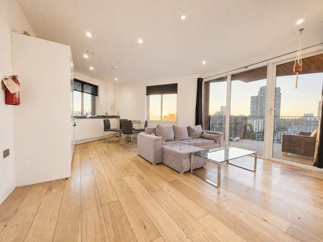 Modern 2 Bed 2 Bath Flat-Bow-W Terrace Main Photo