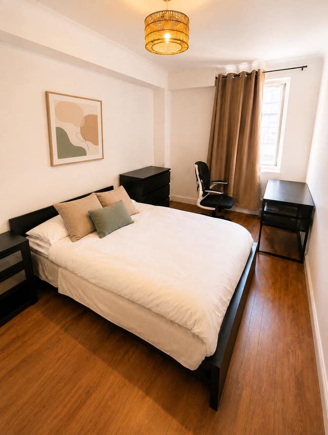 🔥 Rare 3-Bed Near Canary Wharf🔥 Main Photo
