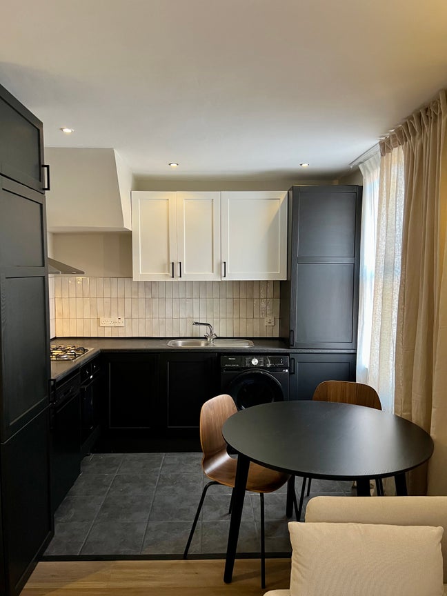 Recently Renovated & Fully Furnished 1-Bed Apt Main Photo
