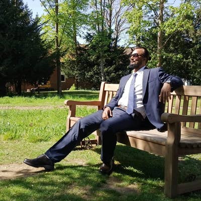 Professional Postgrad Looking for Affordable Room Main Photo