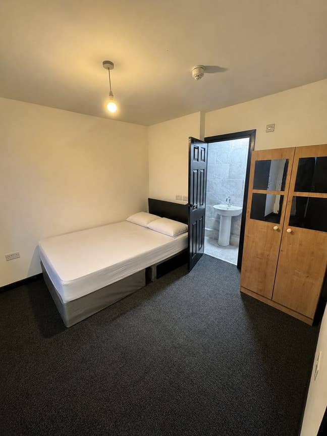 2 Refurbished Studio at Moston Ln | M9 4HU | Main Photo