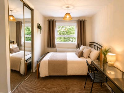 Nice Ensuite Double Room – Professional House  Main Photo