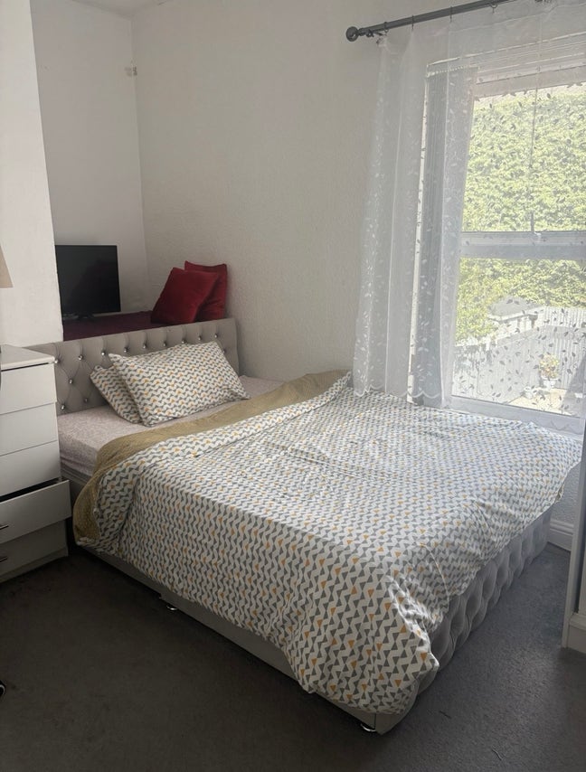 Double room by Birkenhead park-7min to Liverpool c Main Photo
