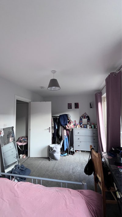 Room available in 4 bed house  Main Photo