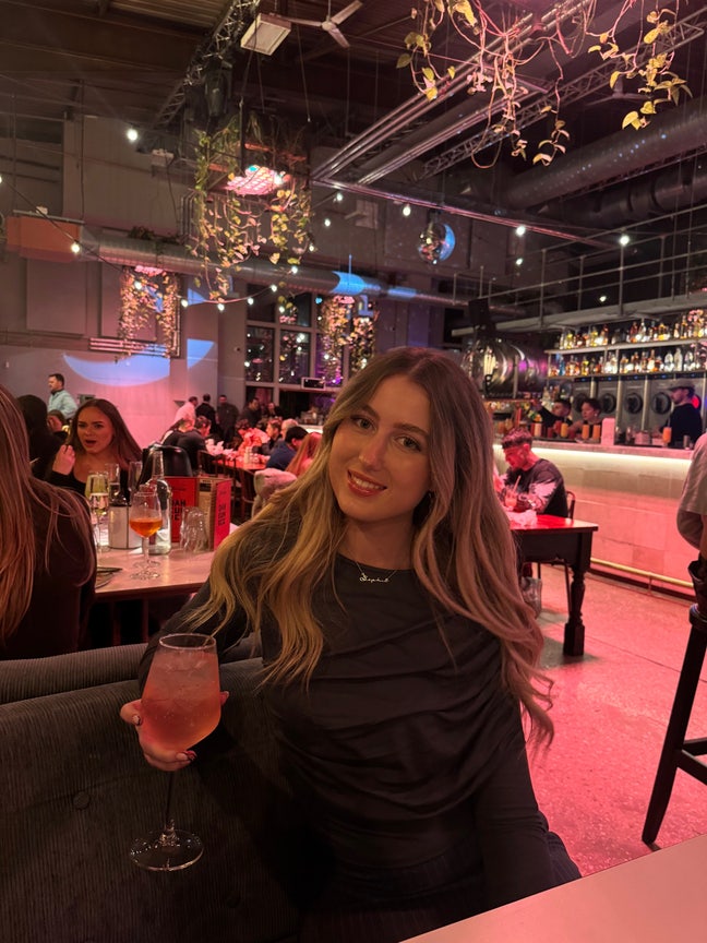 Looking to move into existing flat or buddy up :) Main Photo