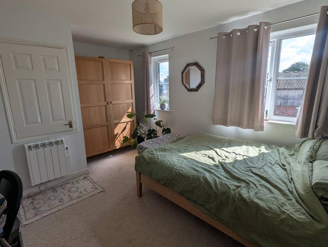 Large double room in Linton on Ouse Main Photo