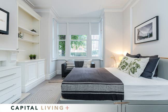 Battersea Park Double Room Main Photo