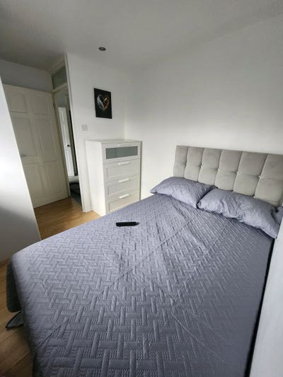 Beautiful Fully Furnished Double Room – Plaistow  Main Photo