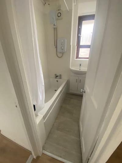 Lgbt+  12 Min Walk Vauxhal &pound;899  Bills Inc Main Photo