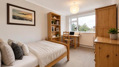 2 Doubles + 1 Single, Hertford, Near Town Main Photo