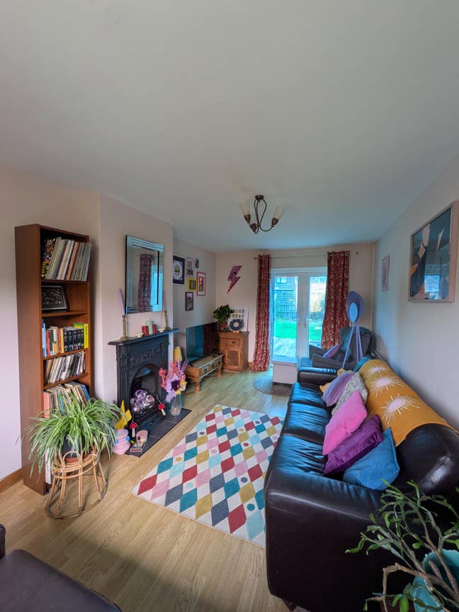Double Room Available- Ravenhill area Main Photo