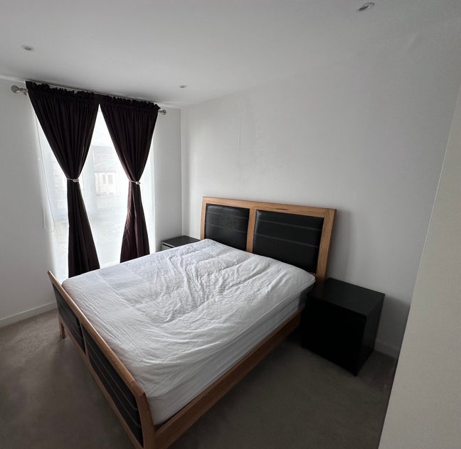 Double room + En-suit between Edgware and Stanmore Main Photo