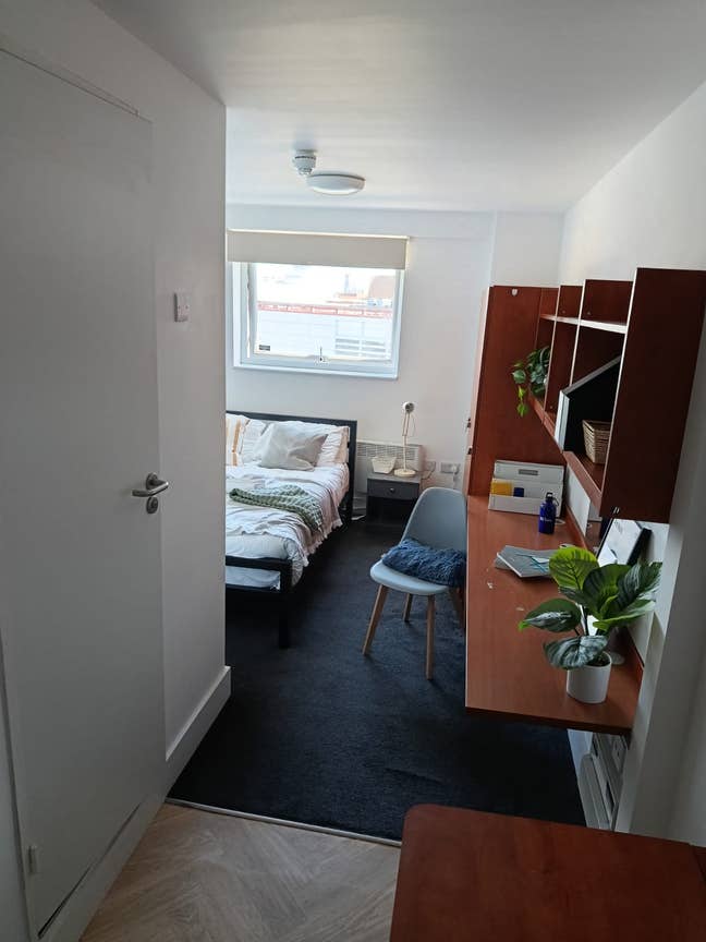 Studio Available 23 Oct 2026 - 4Th Sept 2027 Main Photo