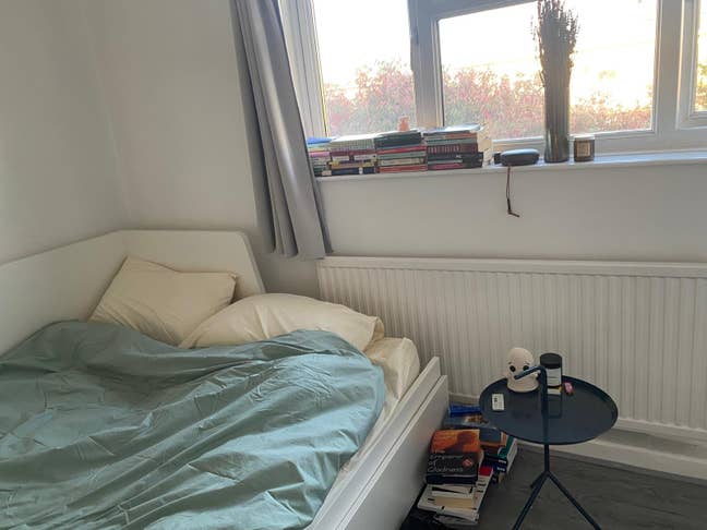 Cozy Little Room on a Quiet Street in Dalston Main Photo