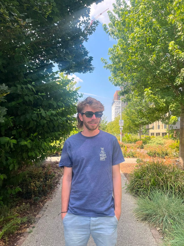 30M looking for a spiritual/entrepreneur home Main Photo