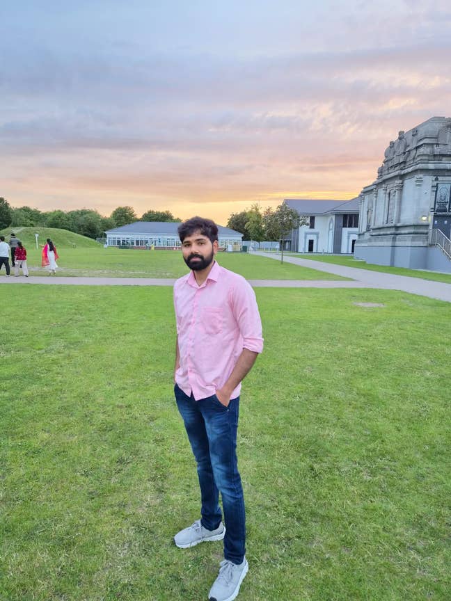 Seeking a room/flat/ house share Main Photo