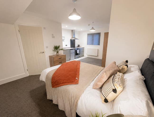 🚨 New High Spec Studios And En Suites🚨 Main Photo