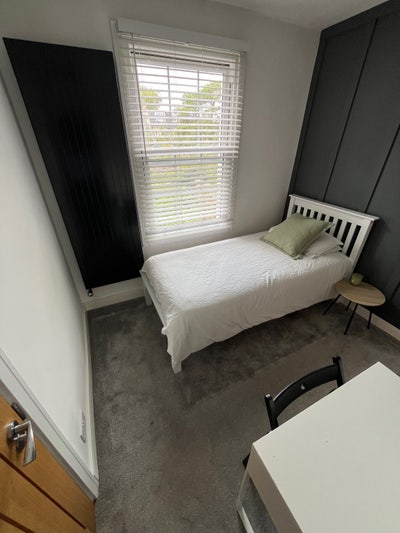 Luxury Single en-Suite in prime location Main Photo