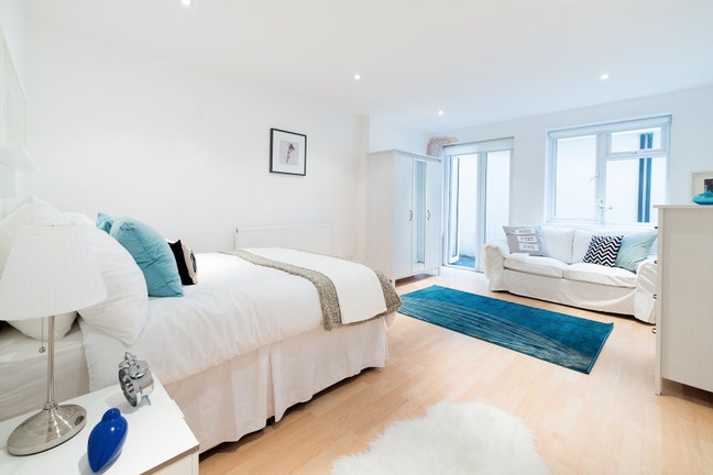 Large Double Room in Fulham  Main Photo