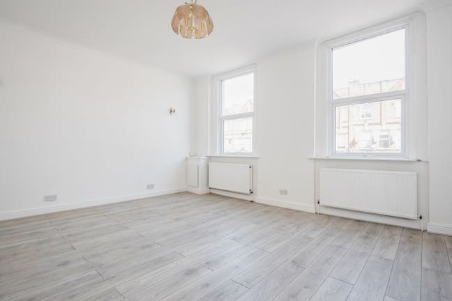 3 Bedroom flay in SE13 Main Photo