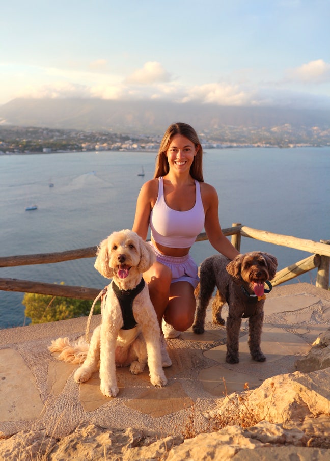 28F looking for a room in London from mid-October Main Photo