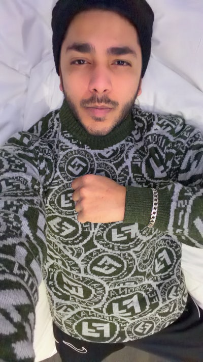 Hi, I’m a 27-year-old professional looking ... Main Photo